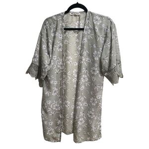 2pc Lot Wallflowers Floral Kimono‎ sz XS with Black A New Day small dress